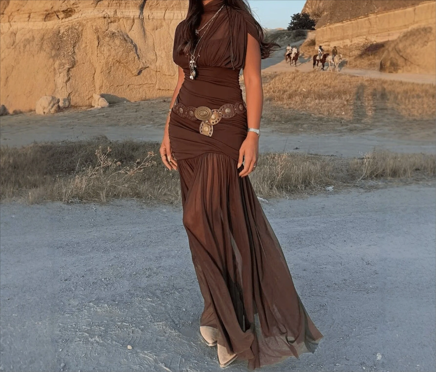 

2026 Women's Spring New Splicing Stand Up Collar Sleeveless Long Dress with Temperament