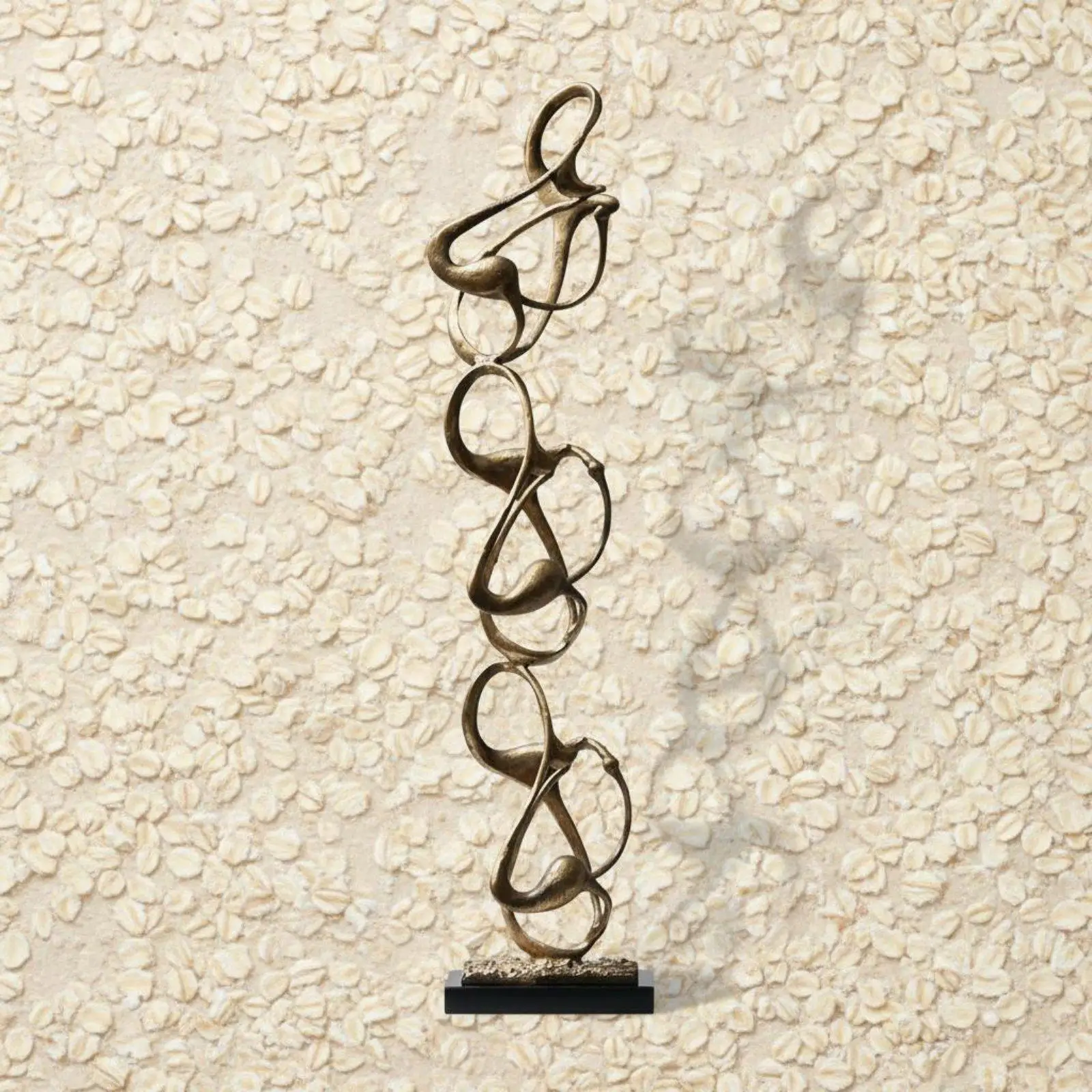 Geometric metal sculpture in rustic minimalism – Minimalist,