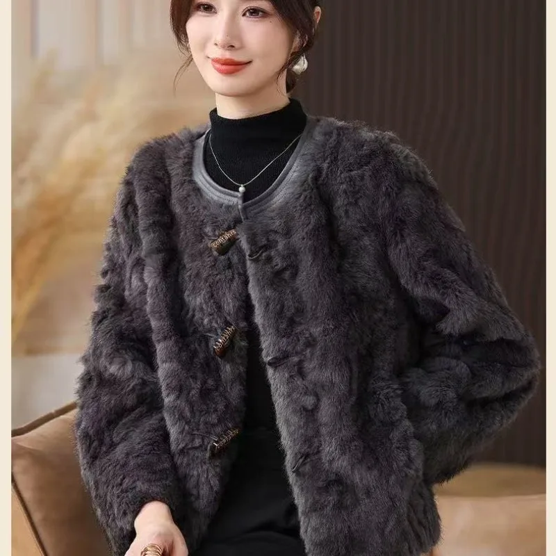 In the Winter New fur coat, women's fluffy fragrant style, fashion Fur Integrated Coat Versatile Short Outer Wear Light Luxury