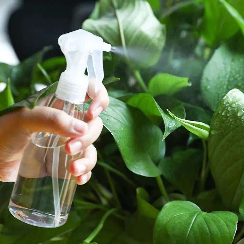 200ml Empty Spray Bottle Plastic Filling Hand Buckle Pump Sprayer for Alcohol Sterilization Travel Carry