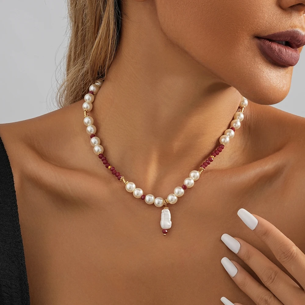 Irregular Imitation Pearl Natural Stone Pendant Necklace For Women Personality Ladies Street Shot Necklace 2023 Fashion Jewelry