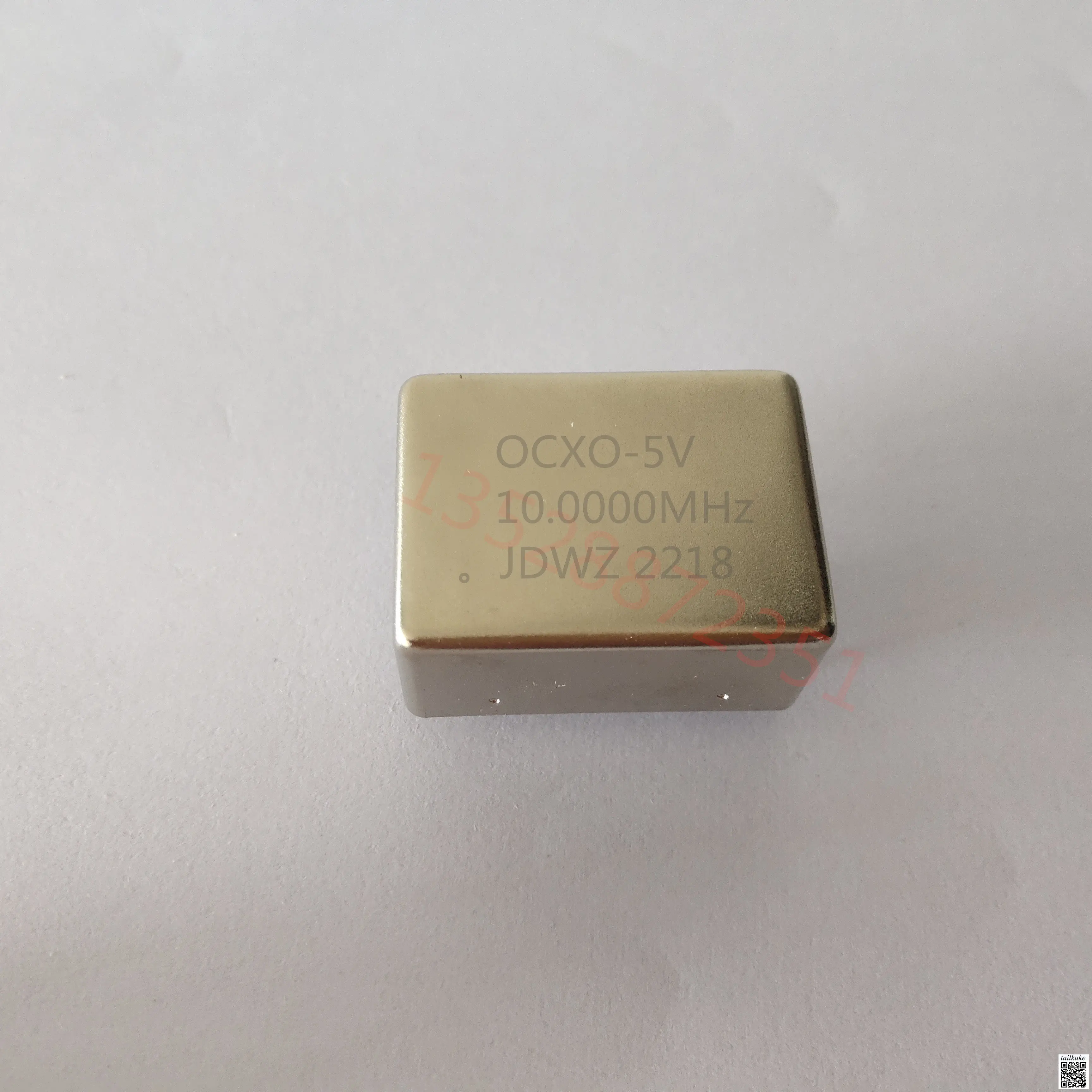 

High-precision 10MHz Temperature-controlled Crystal Oscillator OCXO3627-10MHz, Accuracy +-0.01ppm, 10.000000MHz