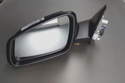 

Для оригинальных BMW X1 F48 светоцентровые звенья Matt Beheizbar LED-Blinker 7459767 RHD