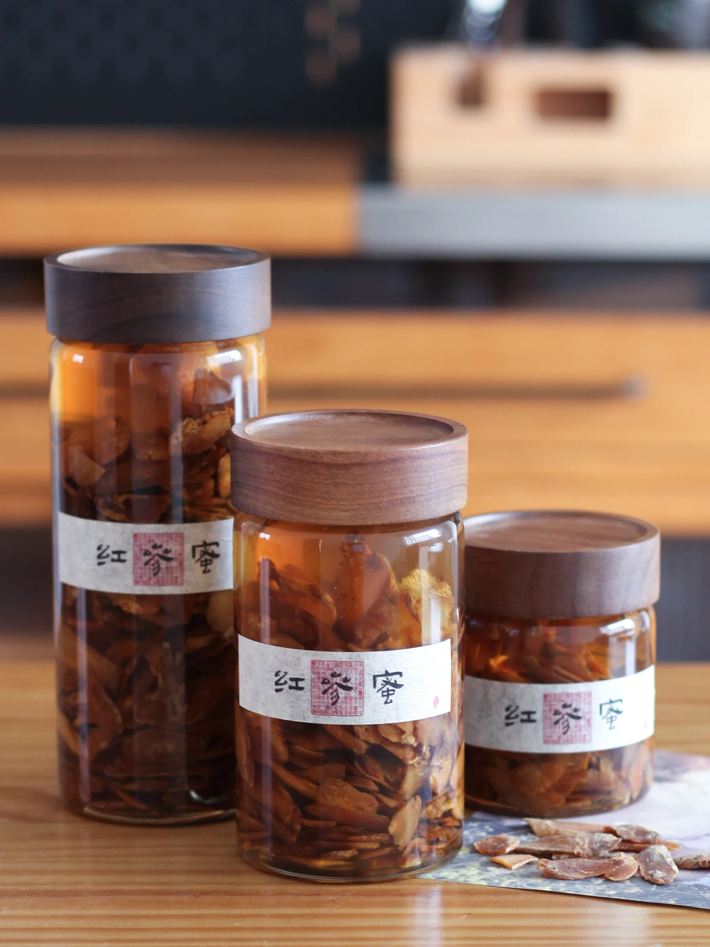 

Стеклянная банка для хранения меда, круглая цилиндрическая, с деревянной крышкой, пищевая, для коммерческого использования