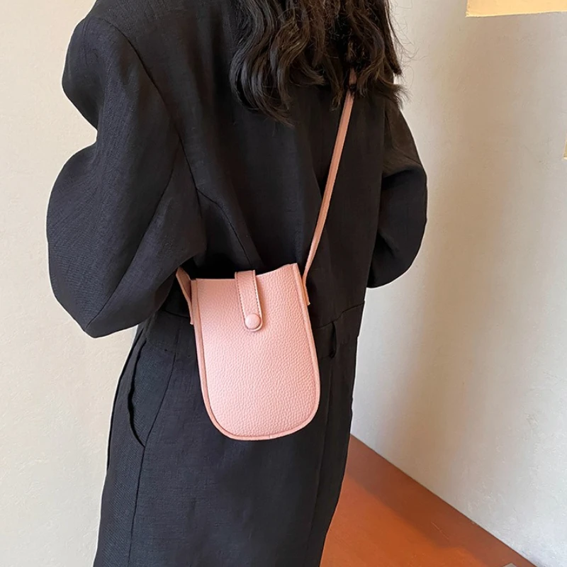 2025 جديد المرأة حقيبة هاتف صغيرة متعددة الوظائف بولي Leather الجلود حقيبة كتف عصرية مشبك حقيبة حقيبة رياضية تشغيل حقيبة كروسبودي #2