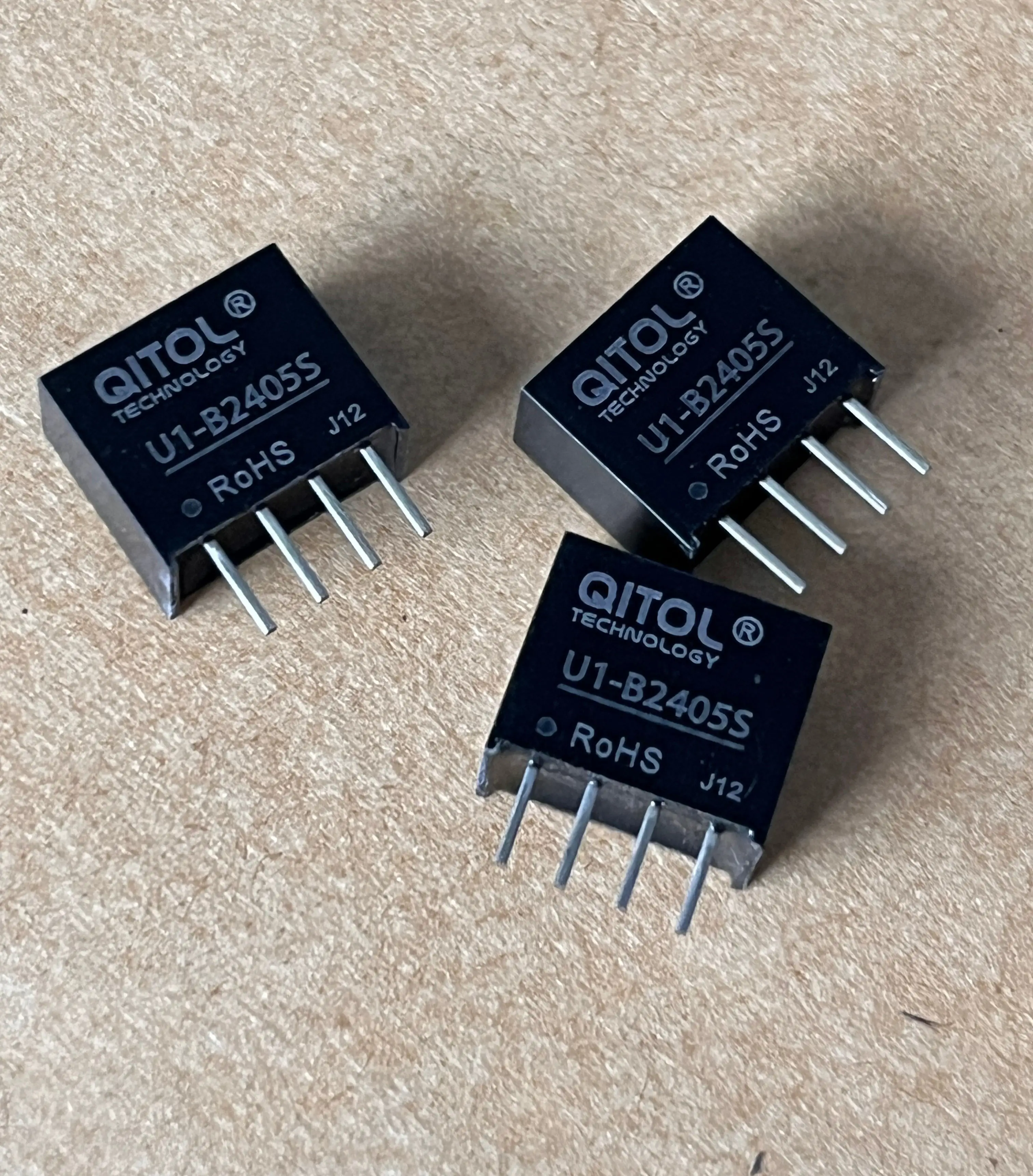 

1W B2405S-1WR3 U1-B2405S DC-DC Power Converter 24V TO 5VDC Miniature Step-Down Switching Disconnector Module Isolated DC-DC