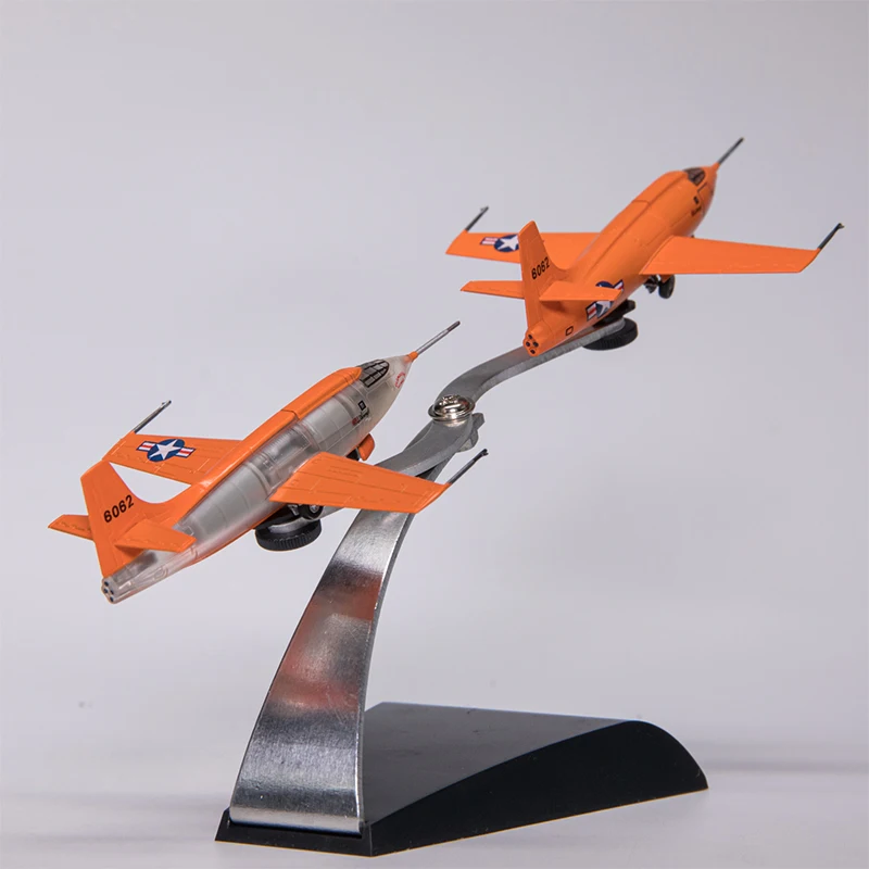 Escala 1:144 Bell X-1 SONICE BREAKER 51021 Modelo de simulação de aeronave de teste supersônico Display estático Brinquedo colecionável presente