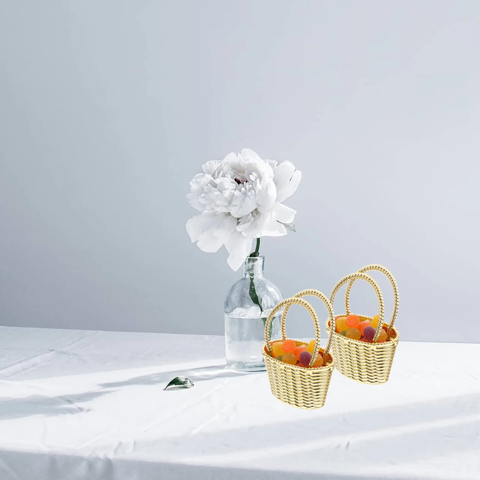 

12Pcs Handheld Candy Baskets Small Storage Basket Party Favors Container for Wedding Baby Shower Gift Decoration