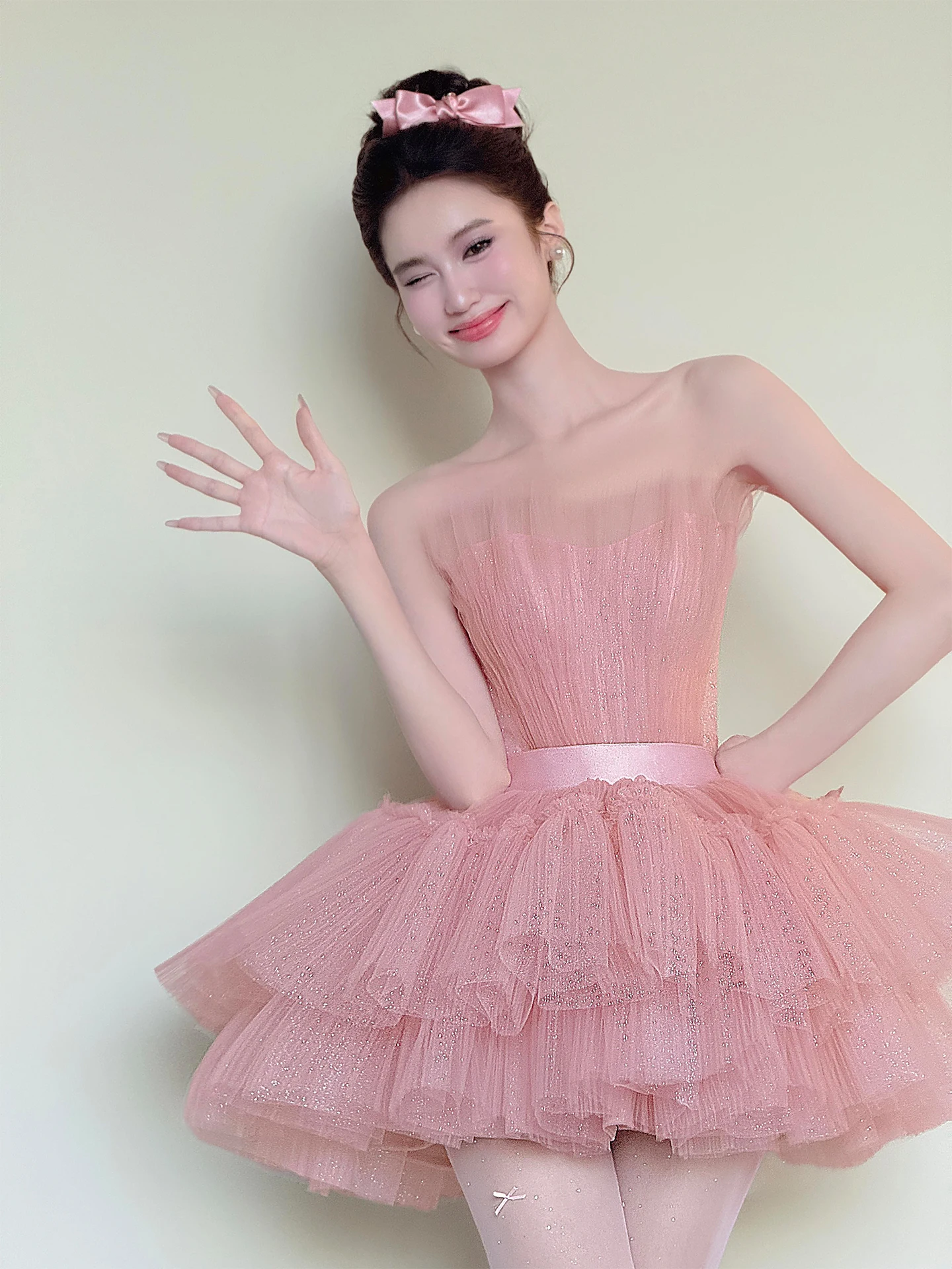 

Pink Bridal Gown Short Style Engagement Party Dress Princess Skirt Sweet Style mid Waist No Sleeve Wedding Ceremony Dress