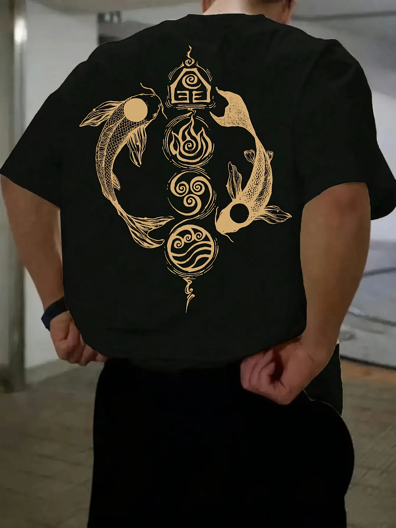 تي شيرت رجالي بأكمام قصيرة مع طباعة سمك الشبوط، بلوزة كاجوال عصرية برقبة دائرية، ملابس رجالية للربيع والصيف للاستخدام الخارجي، مناسبة للارتداء خلال 11 عطلة #1