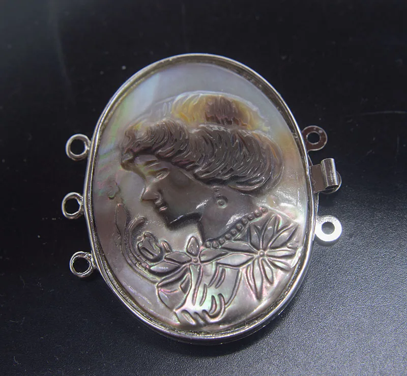

1pcs 3strings white gray Sea Shell carved beauty Woman clasp hook for jewelry findings accessory DIY necklace connector