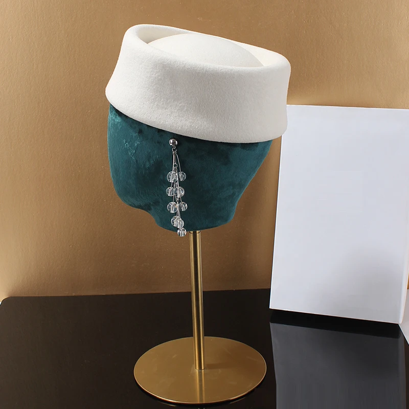 Britische Retro-Aristokratische Mode-Stewardess-Mütze aus Wolle für Damen, elegante französische kleine 54 cm Miniatur-Mütze – Detail 9