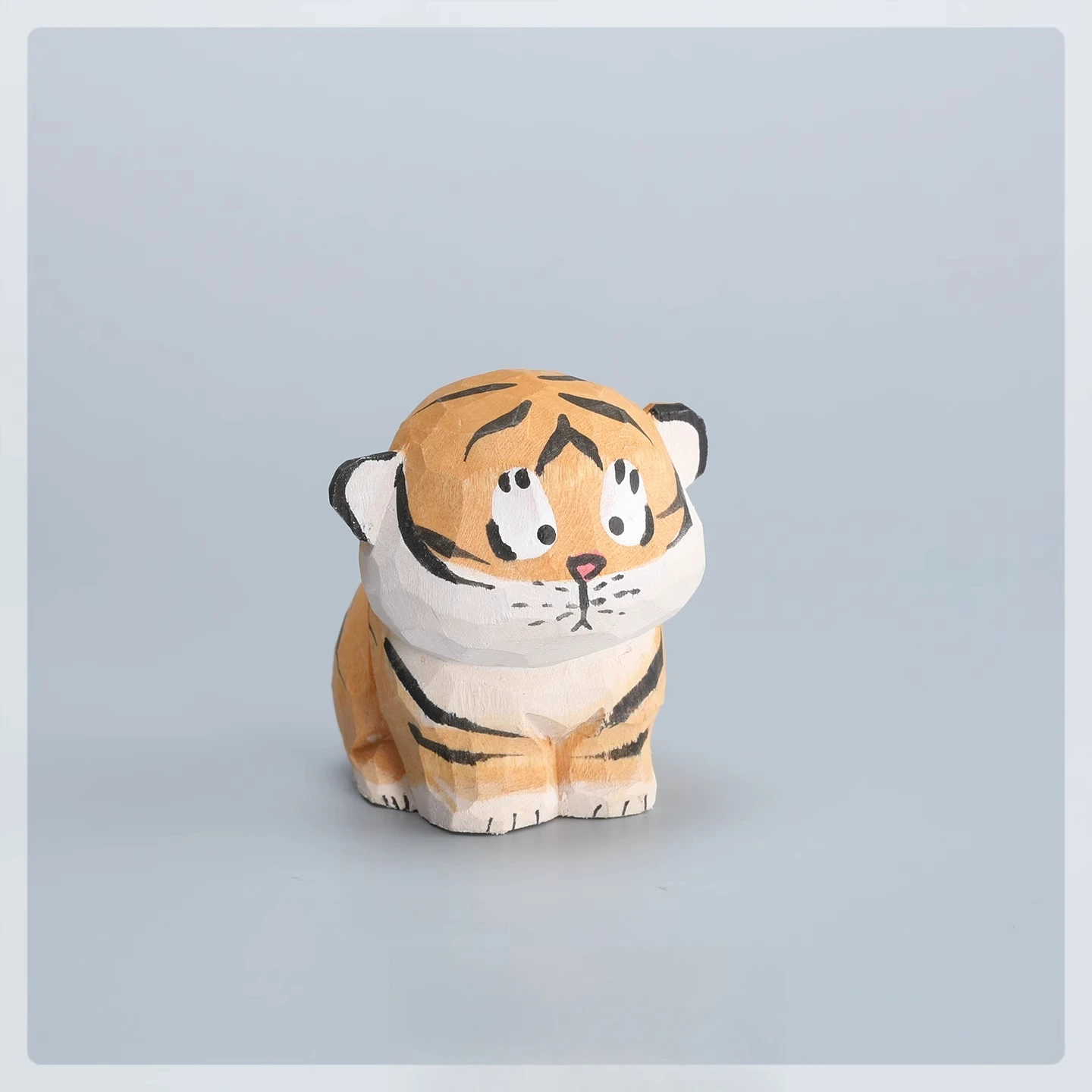 Drewniana rzeźba ręcznie robiona Golden Retriever pies ptak tygrys panda model zwierzęcia ozdoba urocza dekoracja na biurko kreatywny prezent