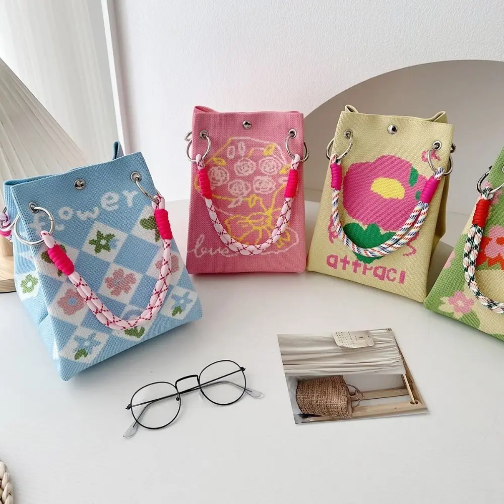 

Portable Cartoon Knitted Bucket Bag Handmade Woven Ring Buckle Wrist Bag Large Capacity Handbag for Women Girls