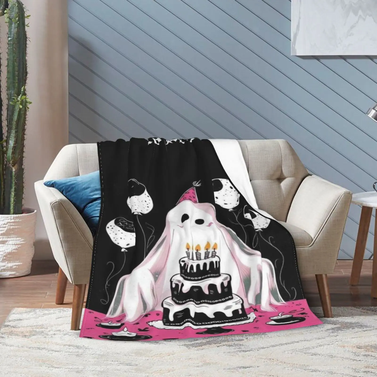 Couverture d’anniversaire, jet de conception de gâteau de ballon de polaire de flanelle douce pour les enfants garçons filles, voyage confortable de canapé de lit, cadeau de Noël d’anniversaire