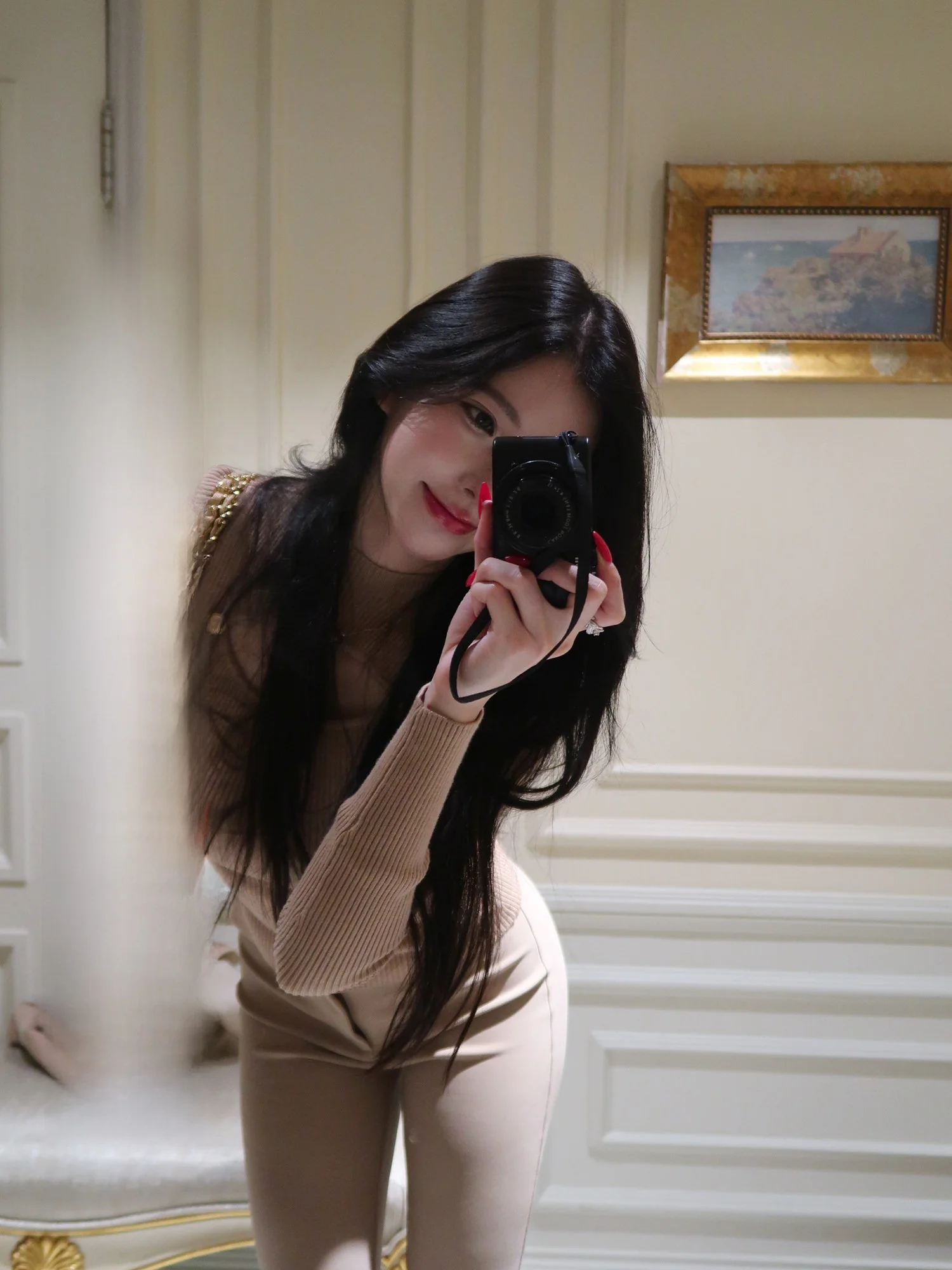 

Осень-зима, женская облегающая трикотажная основа irt, ажурный дизайн Ne, повседневный мягкий нейлоновый топ из смеси полиэстера, длинный све