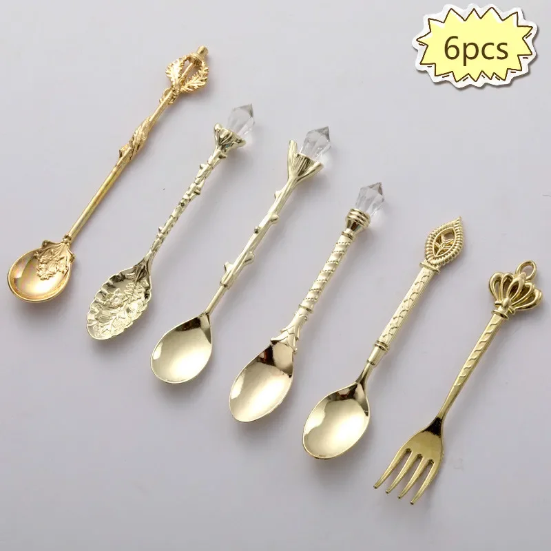 

European-style Court Tableware 6 Sets Royal Style Metal Carved Fruit Fork Vintage Coffee Spoon Dessert Table Decorative Spoon