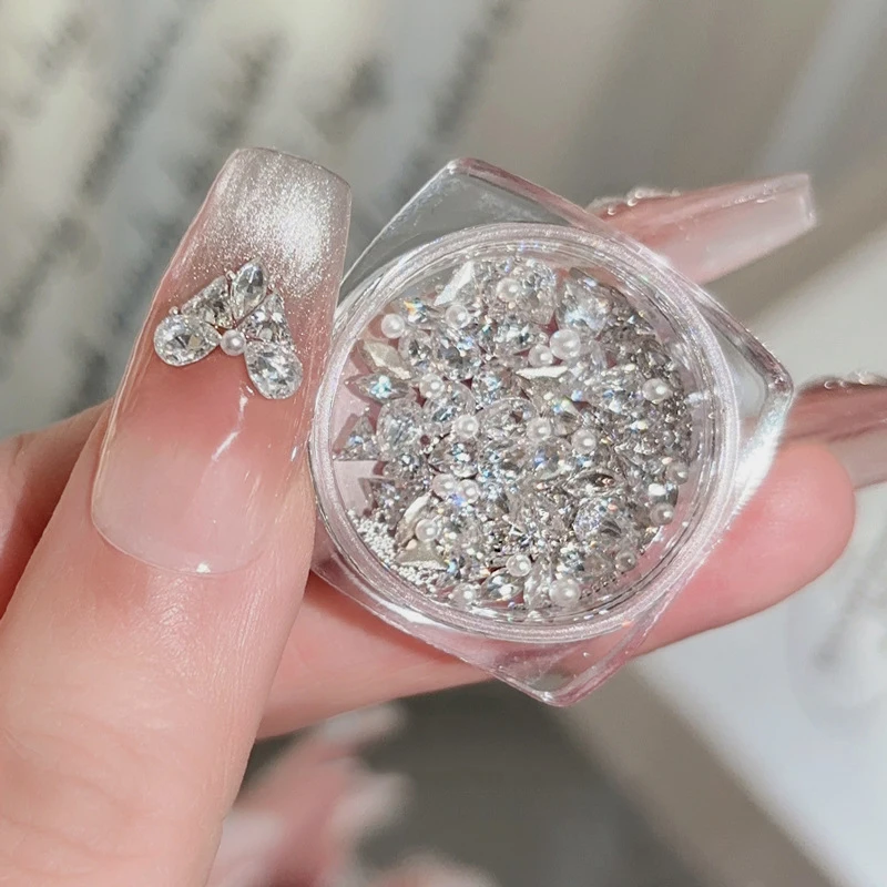 1 boîte amour papillon Zircon diamant Super Flash matériel paquet ensemble fond plat bord inversé accessoires pour ongles petits accessoires