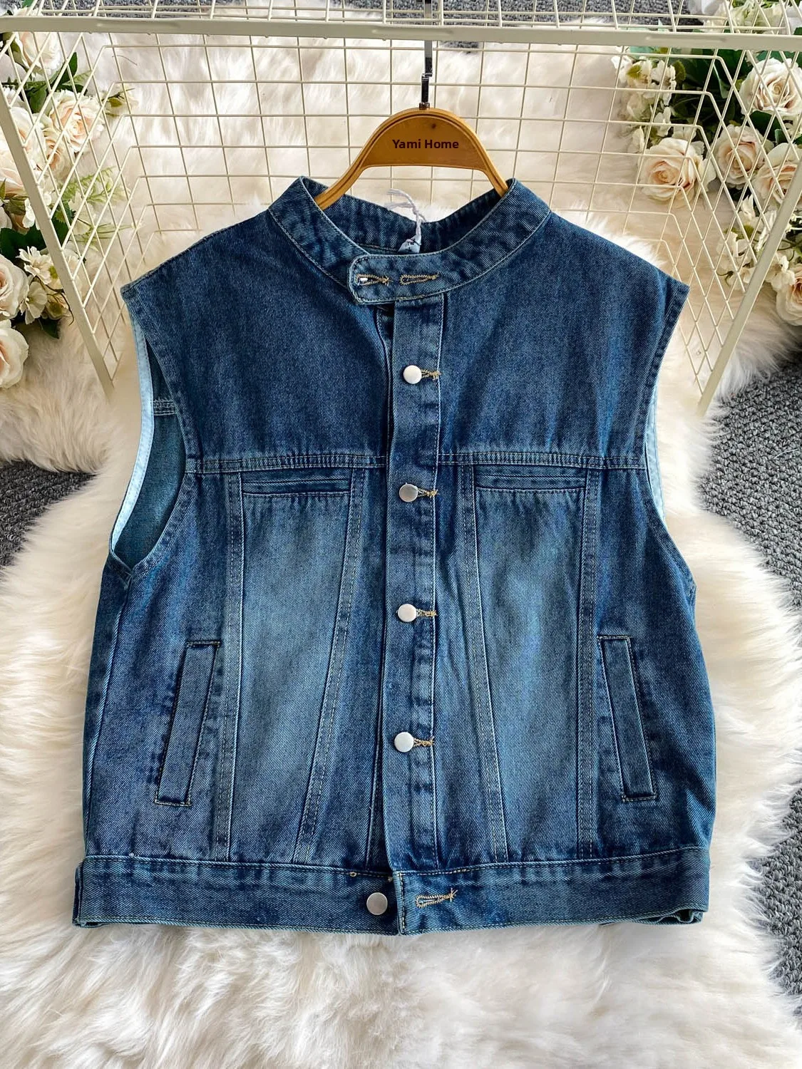 Retro Chinese Style Loose Blue Denim Vest Jacket Women's New 2026 Youthful Energy Layering Top Slimming Casual Outerwear