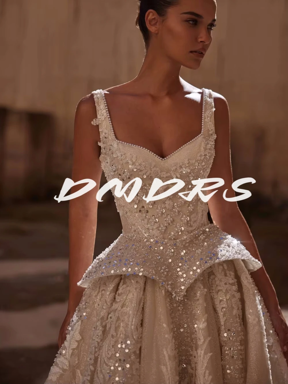 

Gorgeous Corset V Neck Wedding Dress Opulent Ball Gown Appliques Pearls Sleeveless Romantic Beaded Dainty Women Bridal Gown