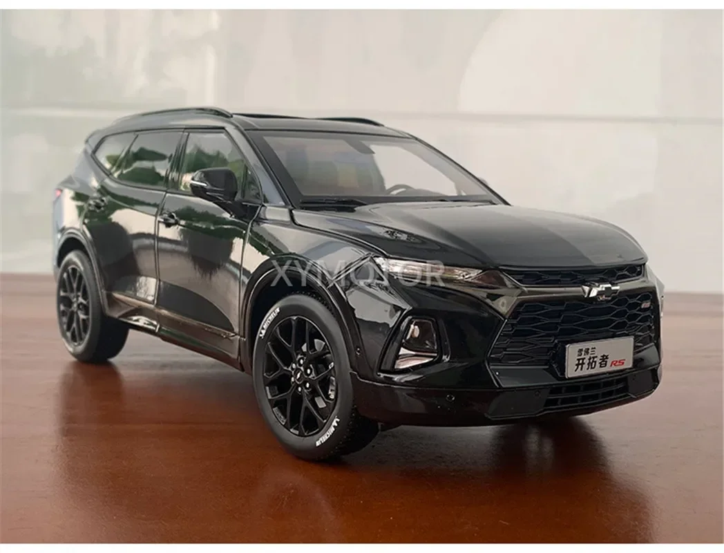 1:18 For Chevrolet CHEVROLET BLAZER RS Diecast Car Model Kids Toys Gifts Collection Display Ornaments Black