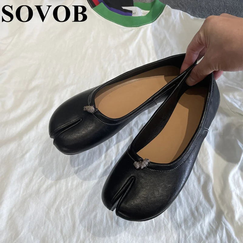 

New Spring/Summer Ballet Flat Shoes Women's Retro Shallow Mouth Split Toe Pig Hoof Shoes Daily Casual Versatile Single Shoes