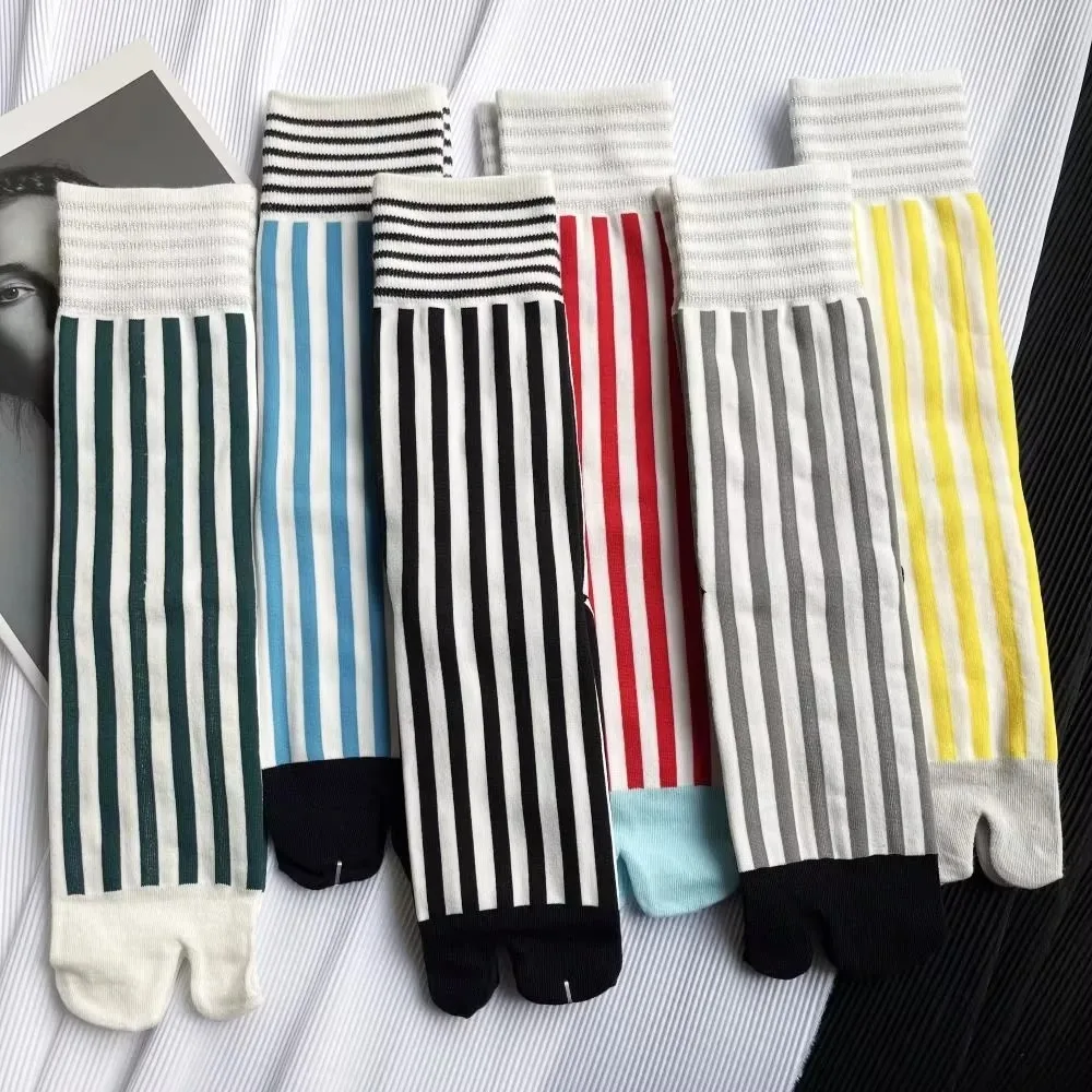 

Fashion Colorful Toe Socks Striped Combed Cotton Split Toe Socks Middle Tube Harajuku Japanese Women's Tabi Socks