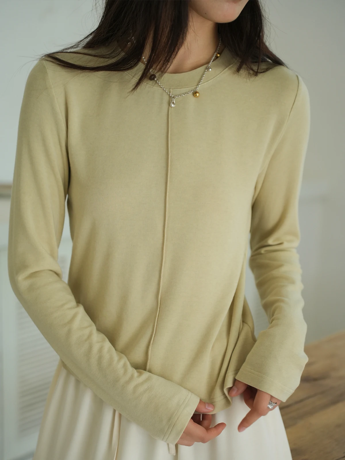 

Botanique Plant Science Soft Woolly Hand Feel Модальный трикотаж Повседневная длинная све круглая футболка обычной длины