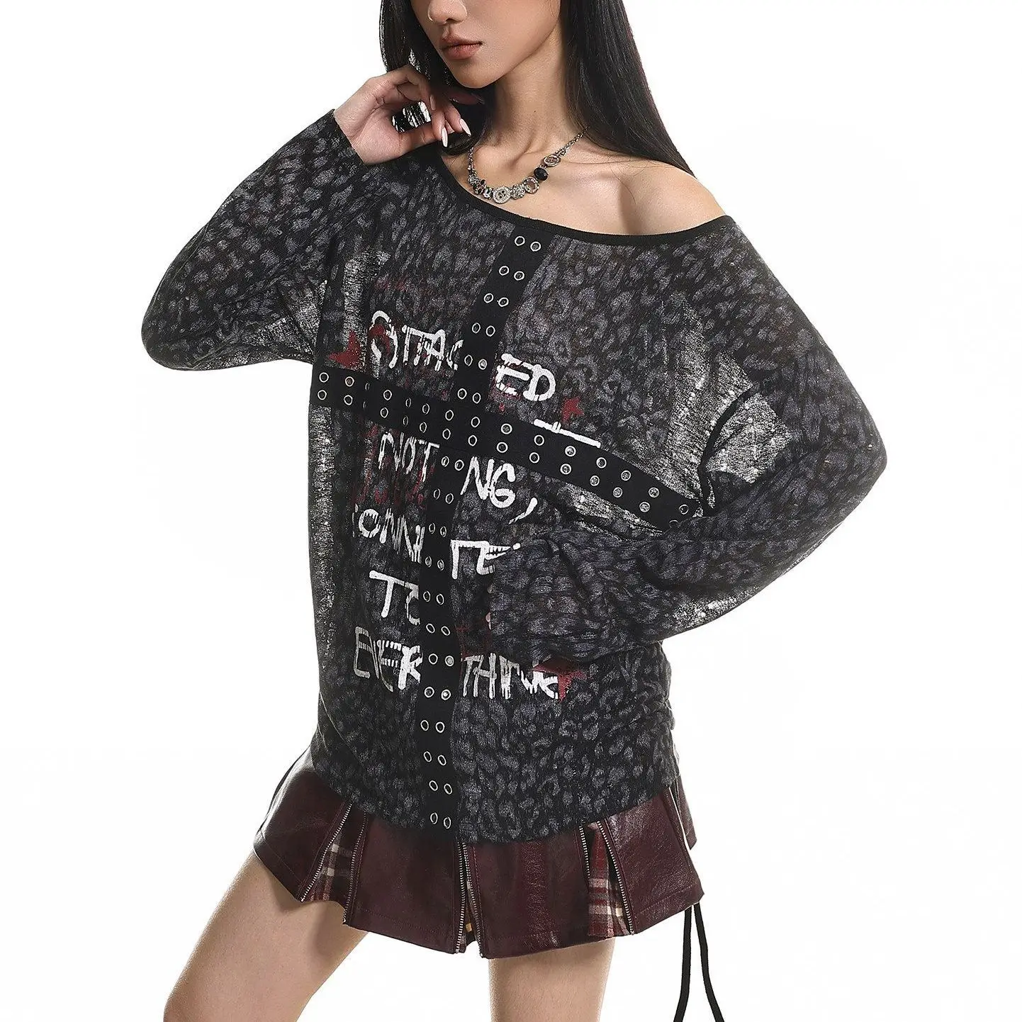 Y2K American Harajuku Leopard Print Graphic T Shirt Women Off Shoulder Long Sleeve Drawstring Sun Protection Rivet Decor Loose