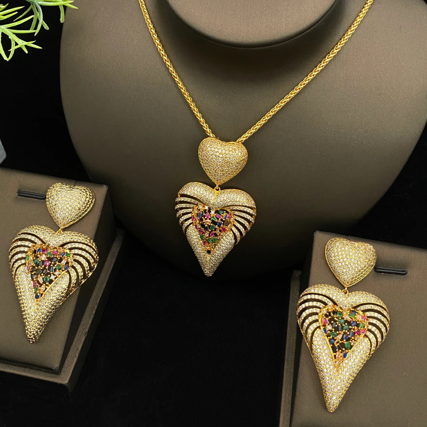 

JRH 2-Piece Set Necklaces for Women Earrings Multicolor Gold Plated Heart Cutout Design Essential for Dates Style Luxury