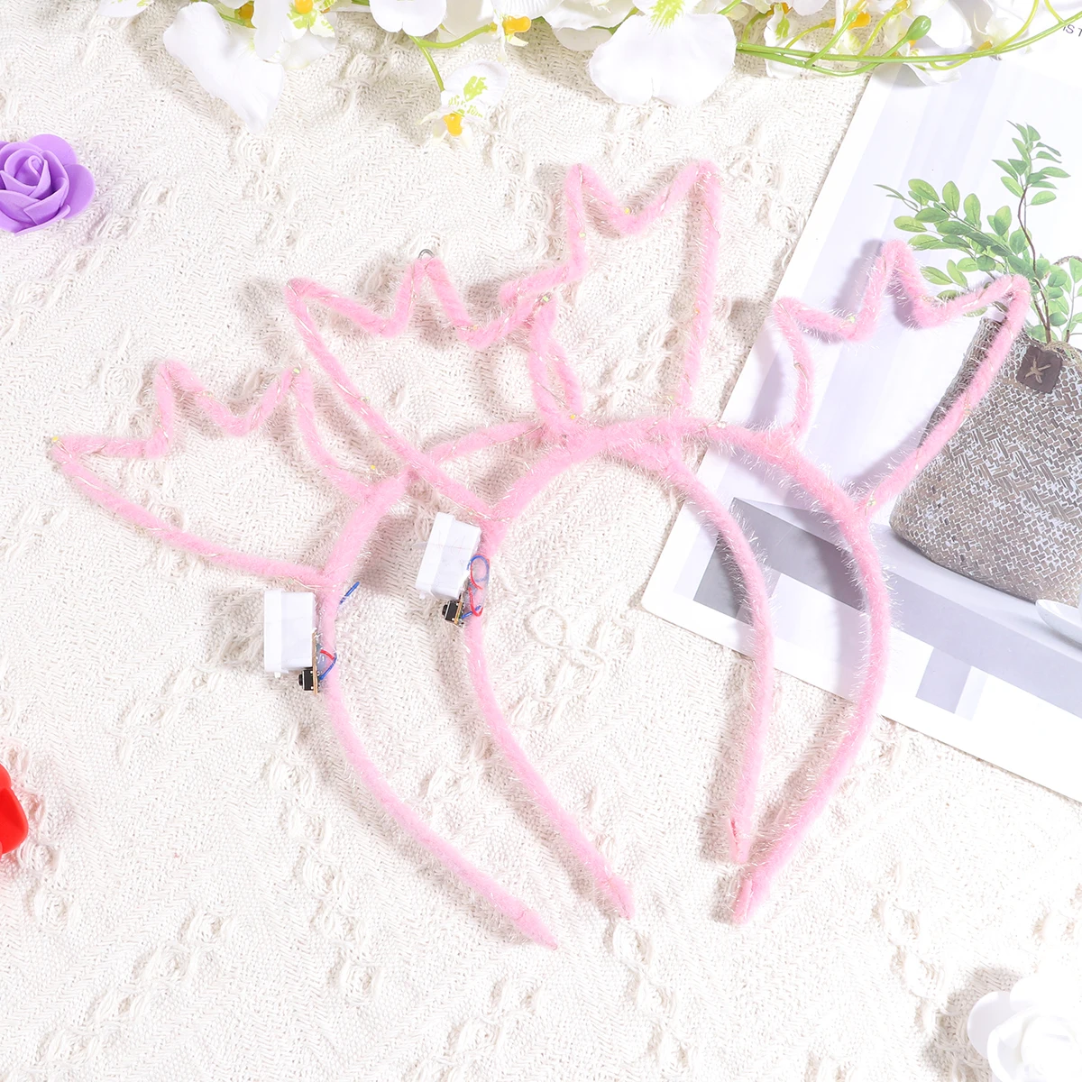 

2Pcs LED Antler Shape Hair Hoops Glowing Headband Kids Women Party Concert Carnival Gift Hair Accessories