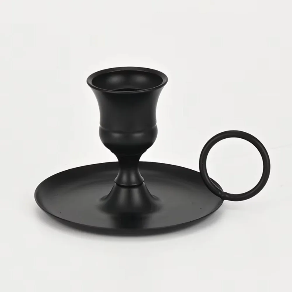 Retro Metal Candle Holder with Handle Centerpiece Dining Table Candlestick European Style Candle Cup Wedding Festive Decoration