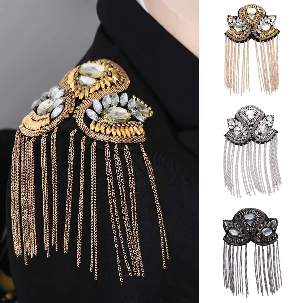 Retro Epaulets Shoulder Board Brooch Punk Fringe Shoulder Mark Rhinestone Pin Theatre Armband Suit