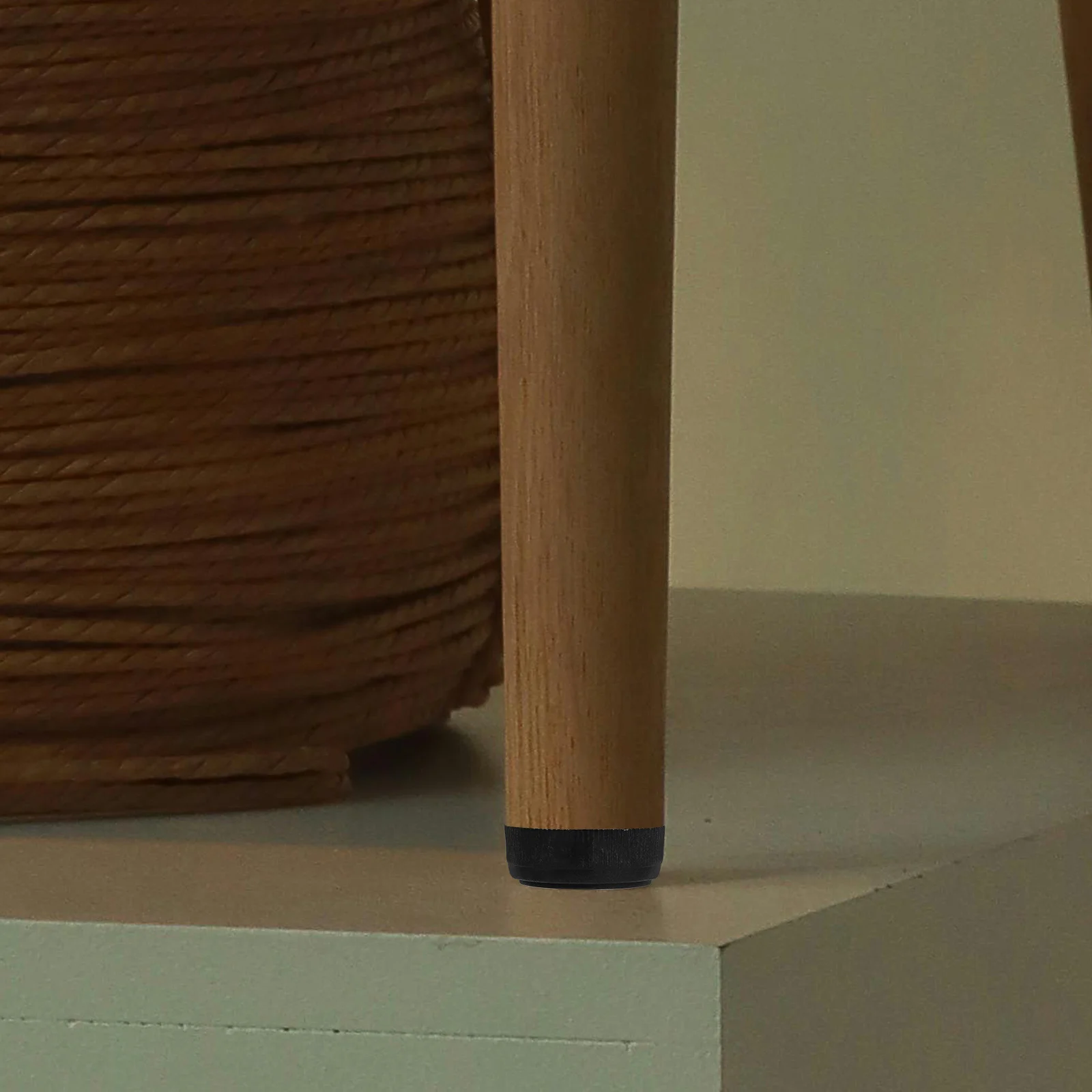 

20Pcs Adjustable Furniture Feet Levelers Screw-in Heavy Duty Floor Protectors for Uneven Floors Tables Chairs Sofas Office