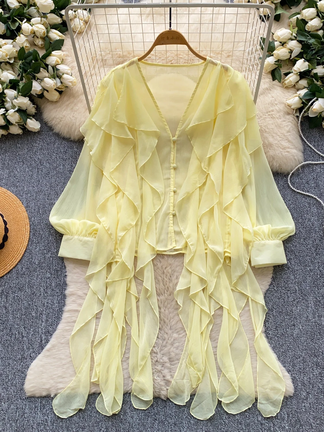 

Romantic Style Women's Long Sleeve Loose Cardigan Breathable Skin-friendly Lace Trim Shirt for Commuting Slimming Versatile Top