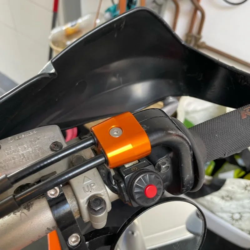 

Для Yamaha YZ250F YZ450F WR250F WR450F YZ/yz 250F WR/wr 250 450 F/f Защитная крышка троса дроссельной заслонки Аксессуары для мотокросса