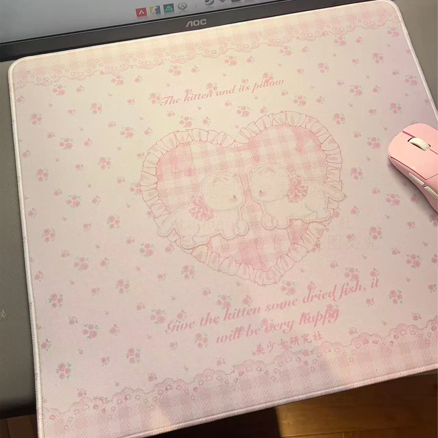 

Cartoon Themed Unisex Gaming Mouse Pad for FPS Games Rubber Anti-slip Oversized Esports Mouse Pad Desk Met 45 X 40cm