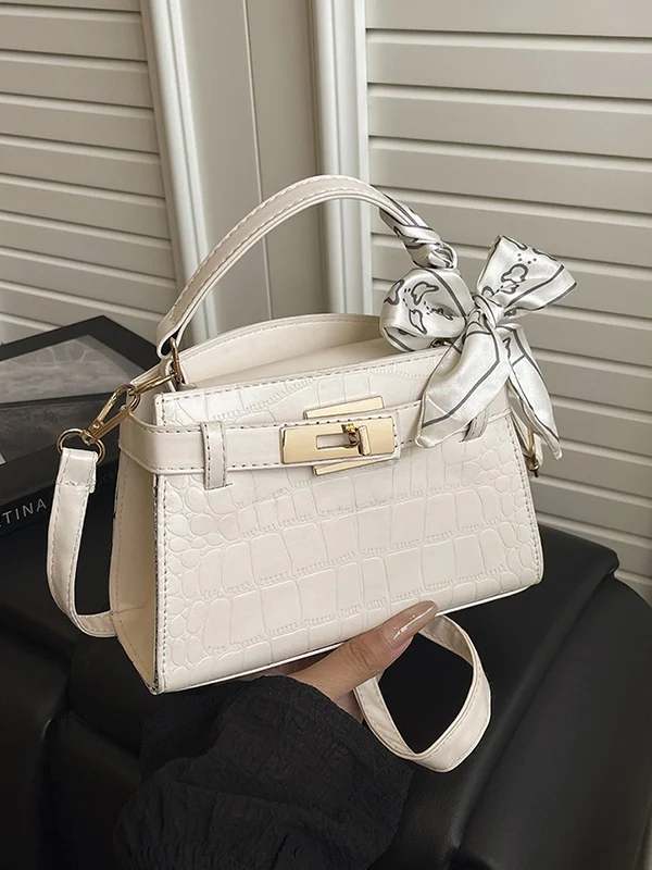 Fashionable Women's Handbag 2025 New Style Single Shoulder Crossbody Bag Commute Bag High Aesthetic Simple Small Audience