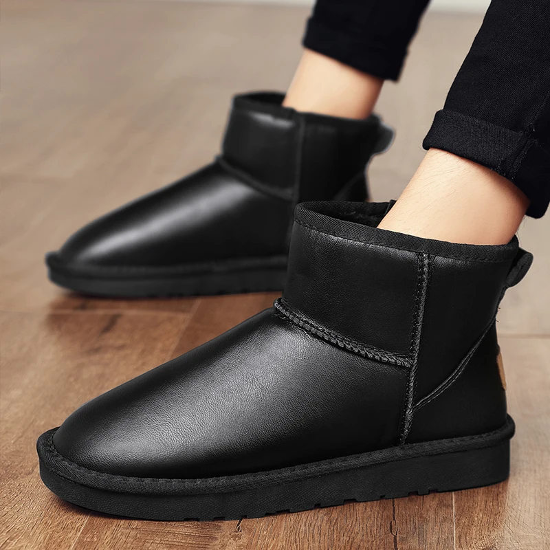 

Пара мужских противоскользящих зимних ботинок с флисовой подкладкой, подходит для уличного ношения, прочная, легкая хлопковая обувь, зимняя теплая мужская обувь большого размера.