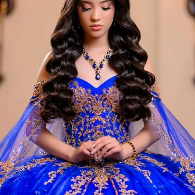 

Блестящие королевские синие платья Quinceanera по индивидуальному заказу с открытыми плечами, блестящая наклейка, длинный хвост, кружевное тюлевое платье 15, Quinceanera
