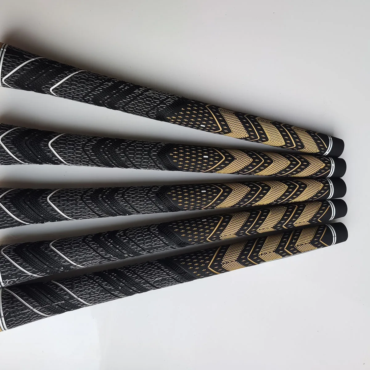 13pcs/lot Standard /Midsize MC Plus 4 Golf Grip Rubber Golf Grips Cotton Yarn Golf Club Grips Iron and Wood Grip Universal