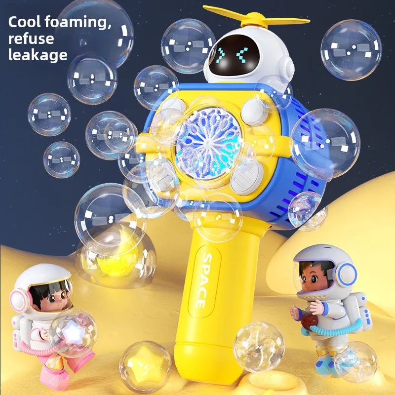 2024 new Internet celebrity automatic bubble machine astronaut electric explosion blowing bubble girl handheld stall toys