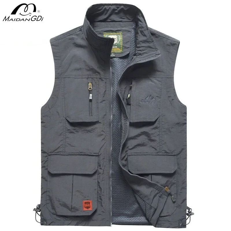 

MaiDangDi Workwear Style Men's Vest Daily Casual Quick Drying Multi Pocket Jacket Outdoor Work Men Vest Oversized Male Clothing