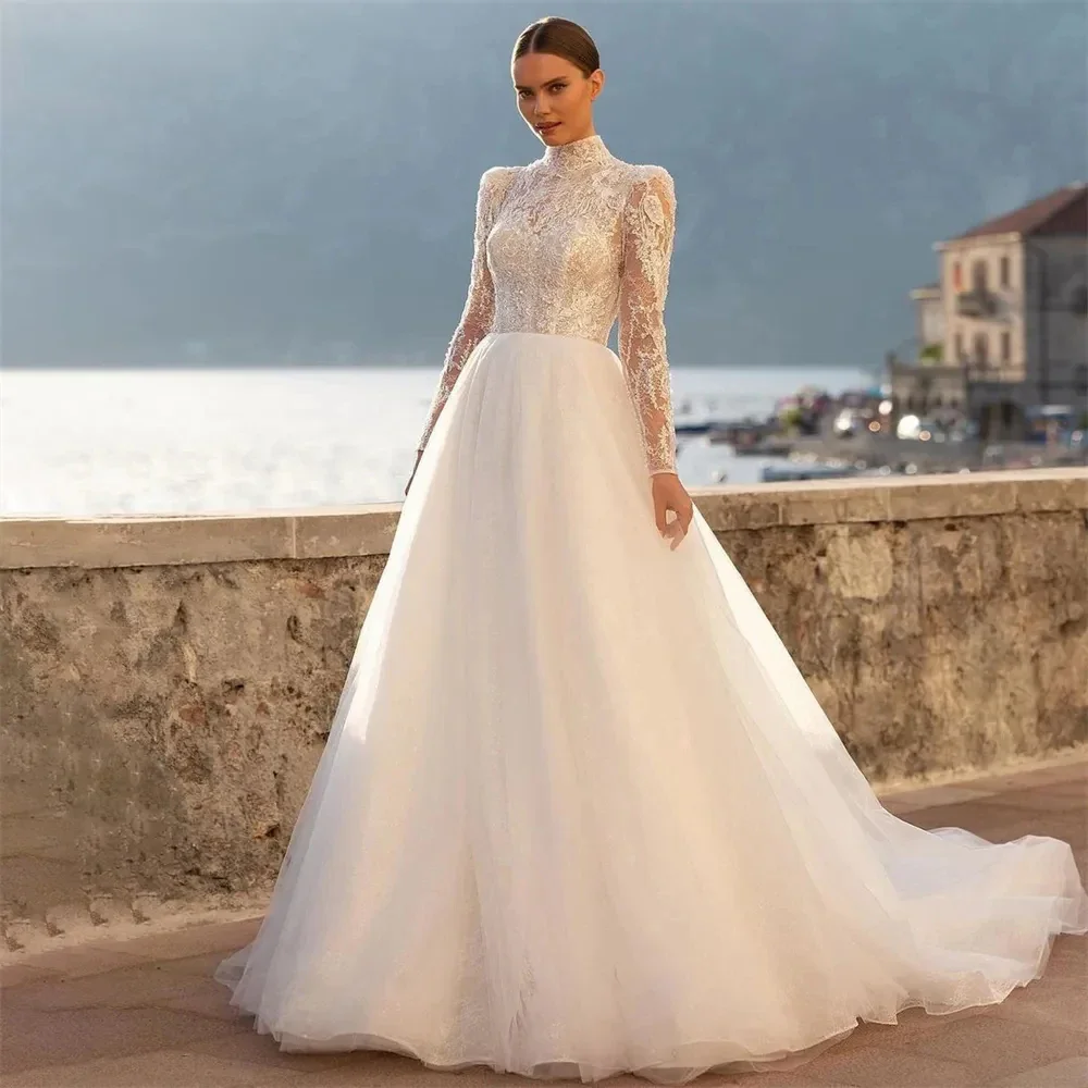 

CustomizedVintage Glitter Lace Wedding Dresses Appliques High Neck Cap Sleeves Buttons Bridal Gowns With Tulle Skirt Bride Dress