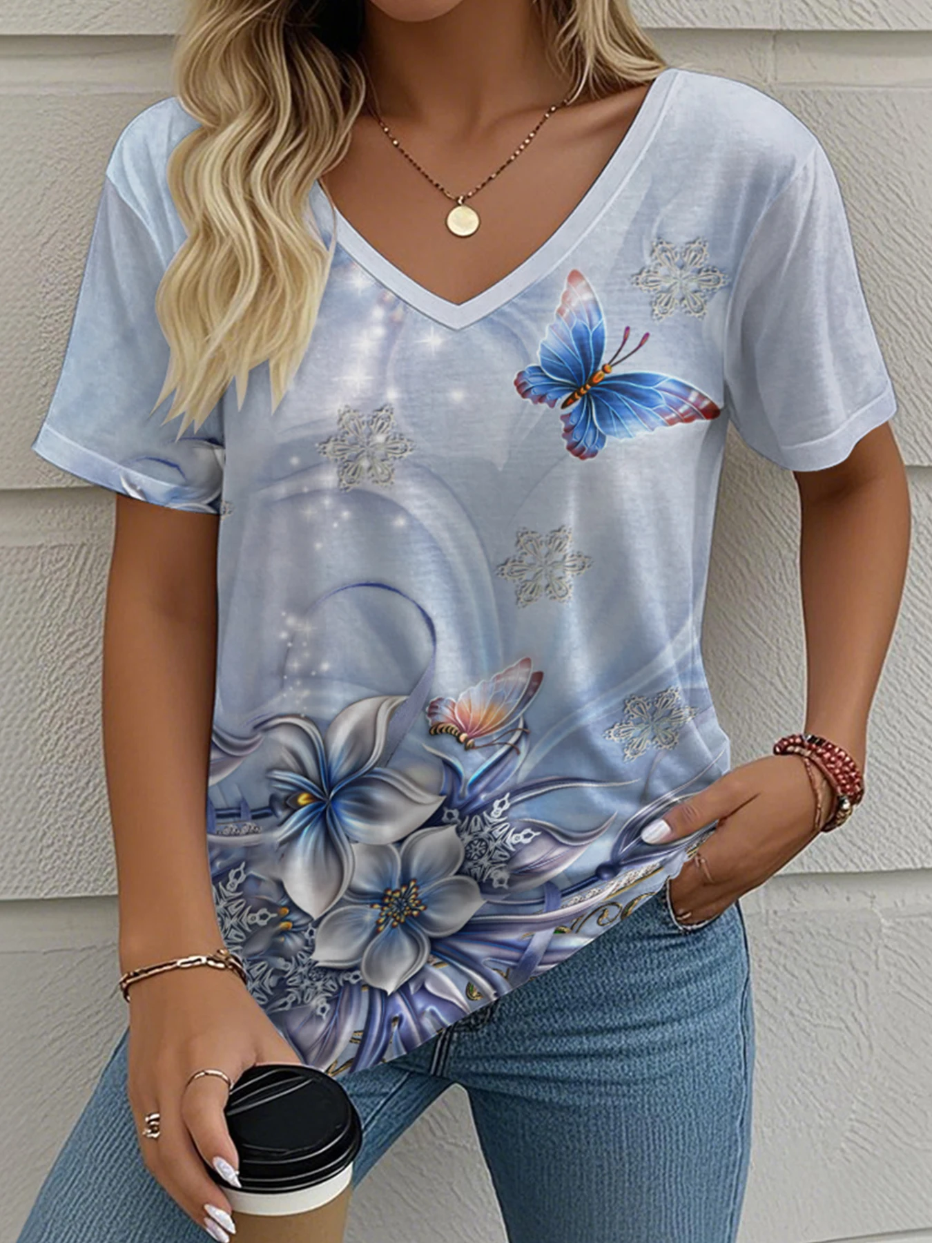 

Butterfly T-Shirts for Women Crew Neck Butterflies Flowers Graphic Tops Insect Lover Summer Casual Short Sleeved Tops