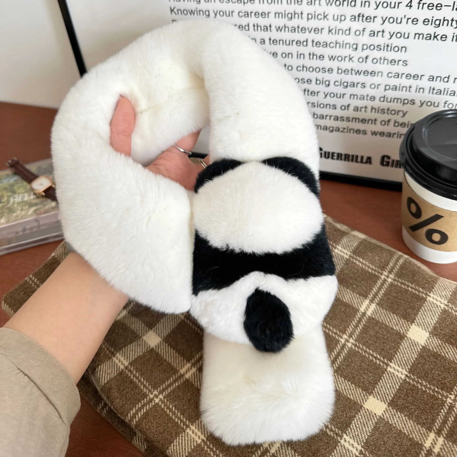 

Autumn and Winter Cute Cartoon Flower Panda Otter Rabbit Fur Scarf Real Fur Warm Fleece Neck Warmer for Children and Women