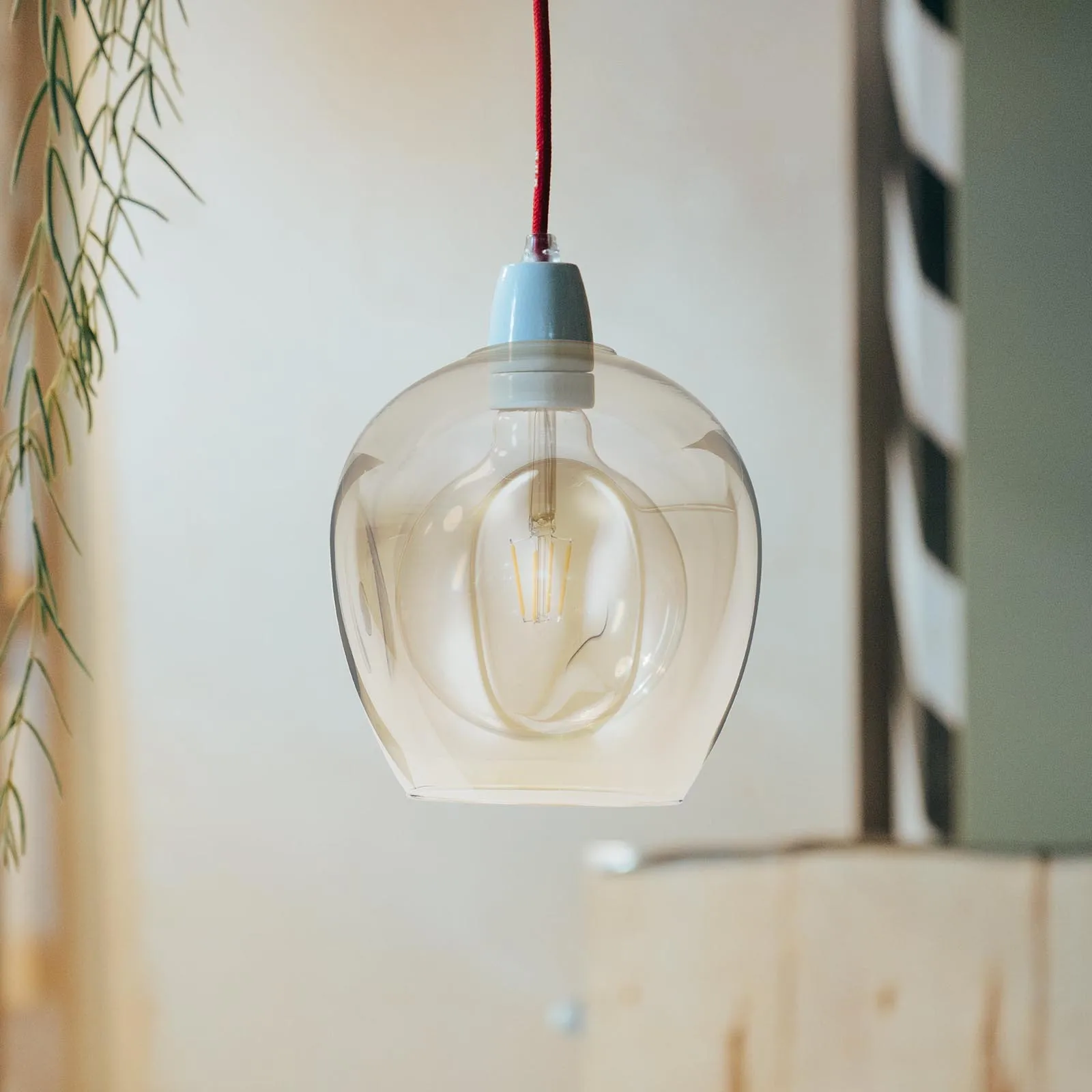 

1Pcs Transparent Glass Lamp Cover European Style Bedroom Lampshade Durable Decorative Light Cover Transparent Lampshade