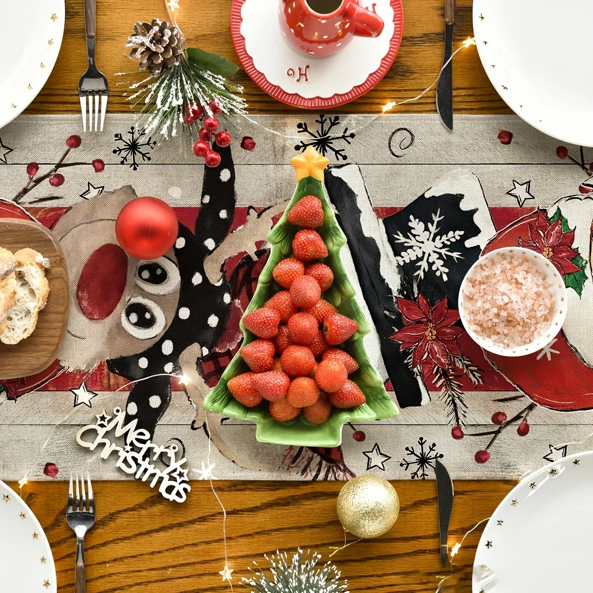 トナカイ、サンタクロース、雪の結晶のクリスマステーブルランナ - Christmas Table Runner のレビューと価格