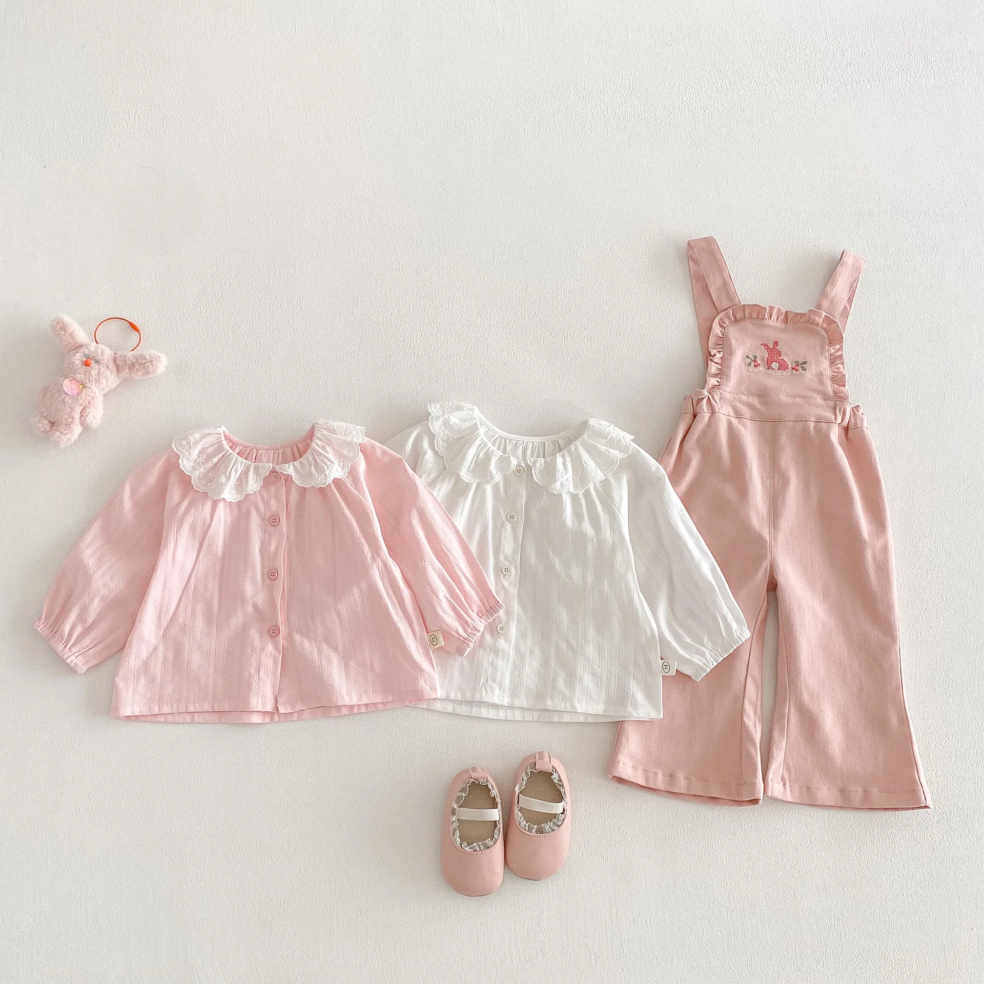 Girls' Doll Collar Shirt 2026 New Spring Baby Korean Version Lace Shirt Children's Korean Version Spring Top