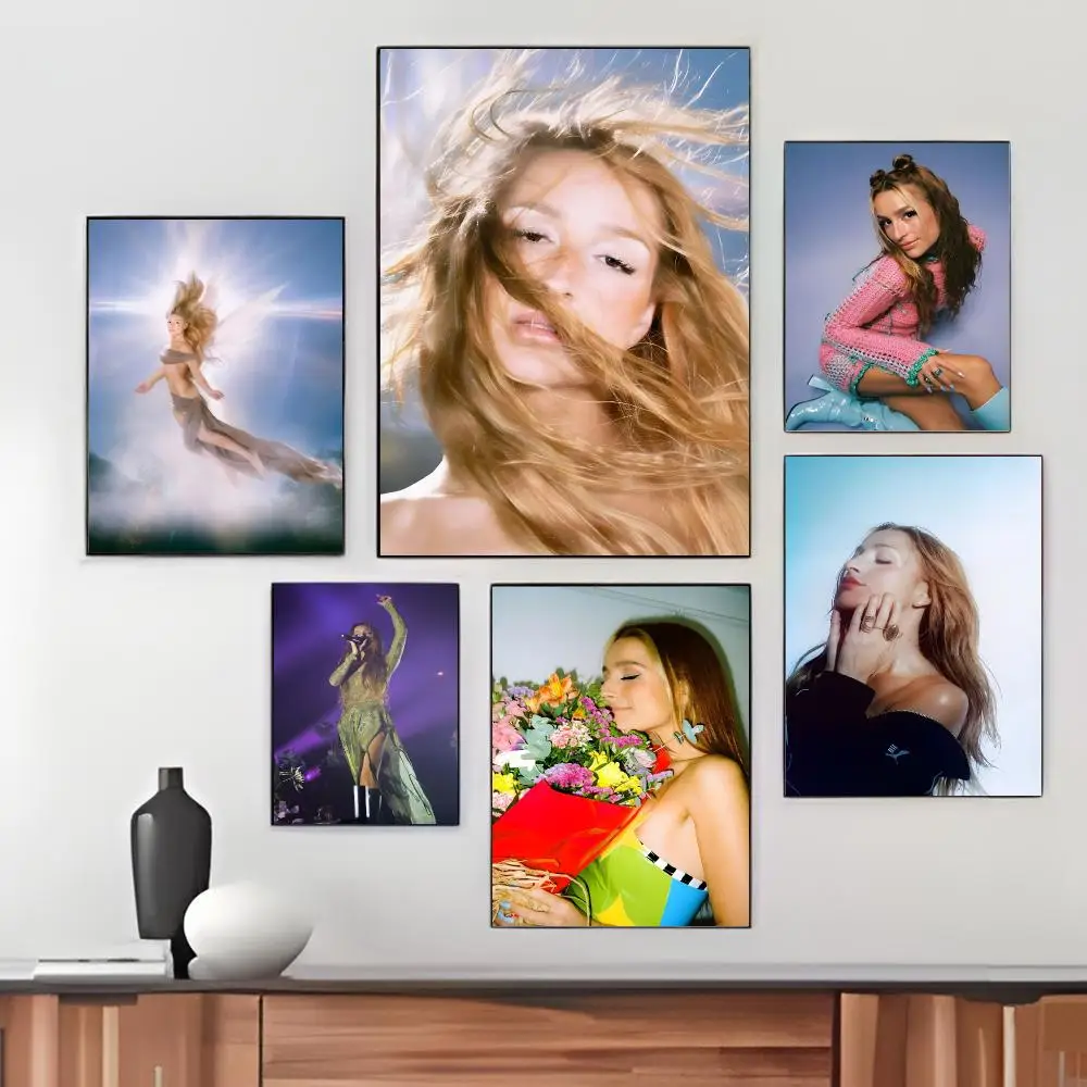 Spanish Singer Belen Aguilera Poster Pegatina artistica HD autoadhesiva impermeable para salon dormitorio